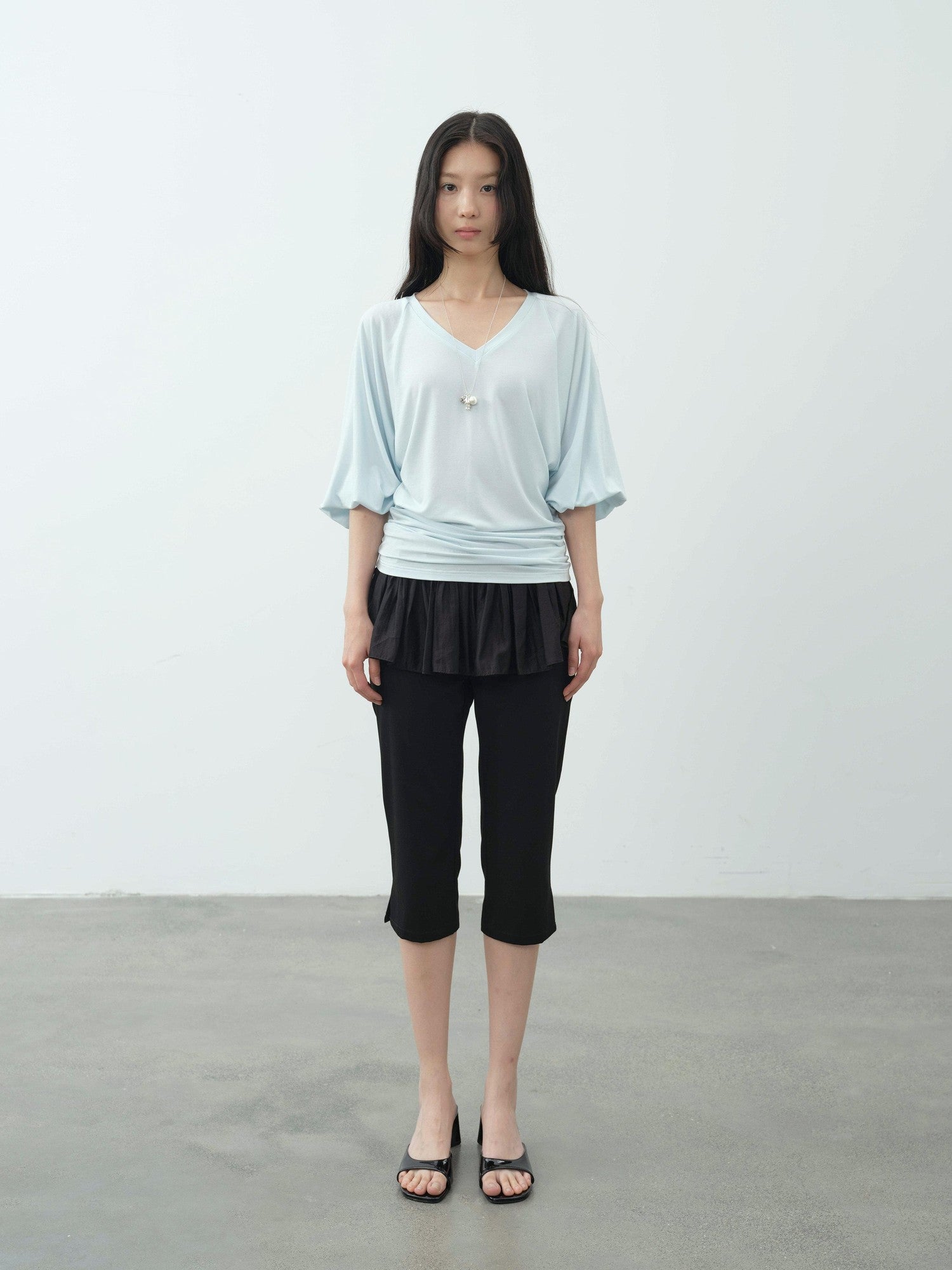 DKZ OFFICIAL Navy V-neck Lantern Sleeve Slim Women&