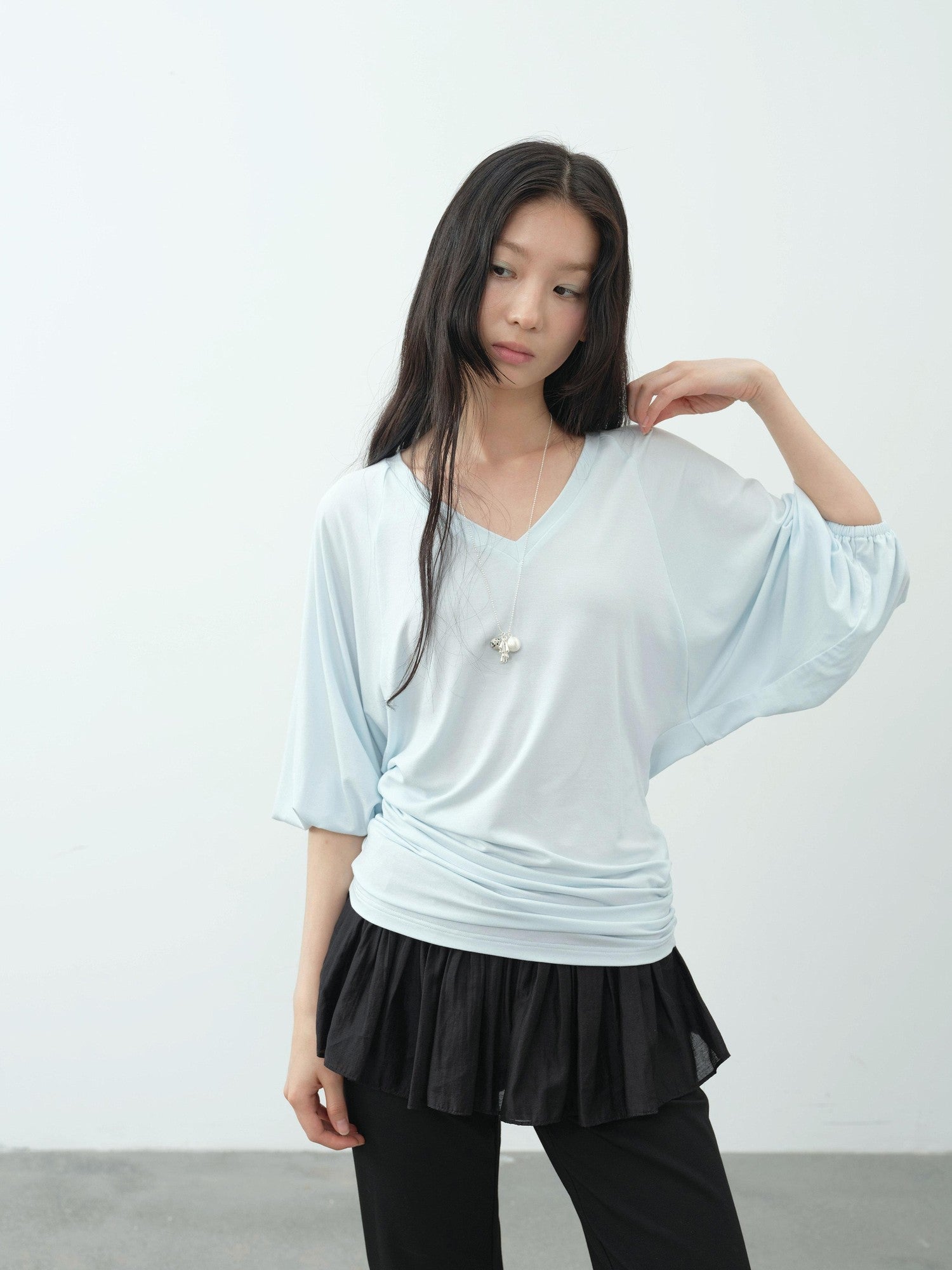 DKZ OFFICIAL Navy V-neck Lantern Sleeve Slim Women&