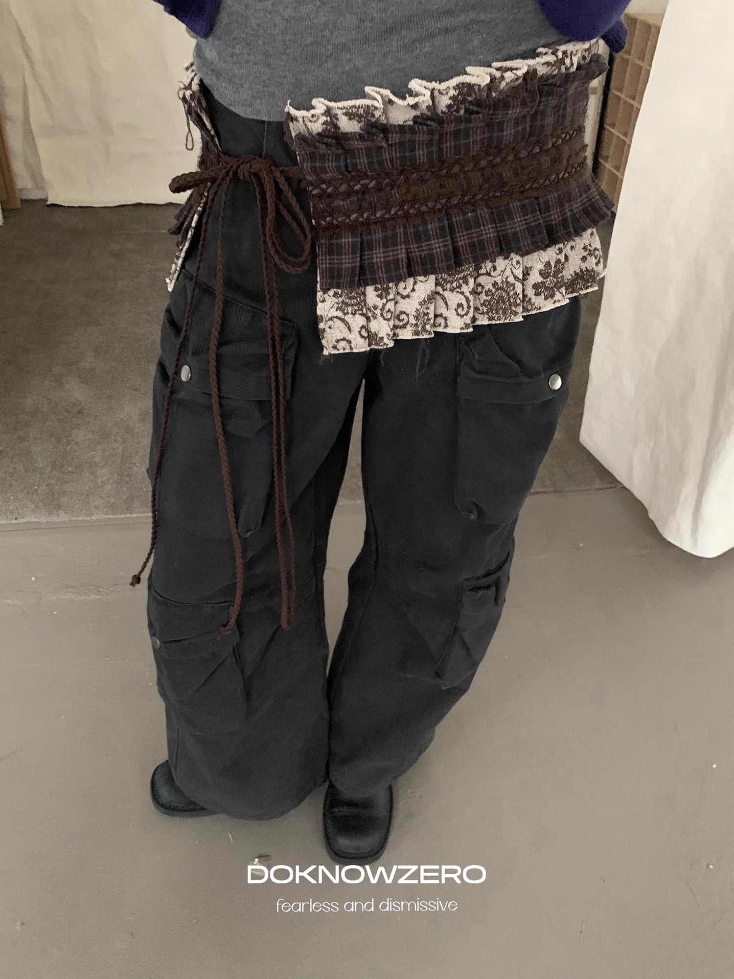 DKZ_OFFICIAL_Nomadic_Paisley_Raw_Edge_Accordion_Skirt_With_Layered_Waistband_MISSTT