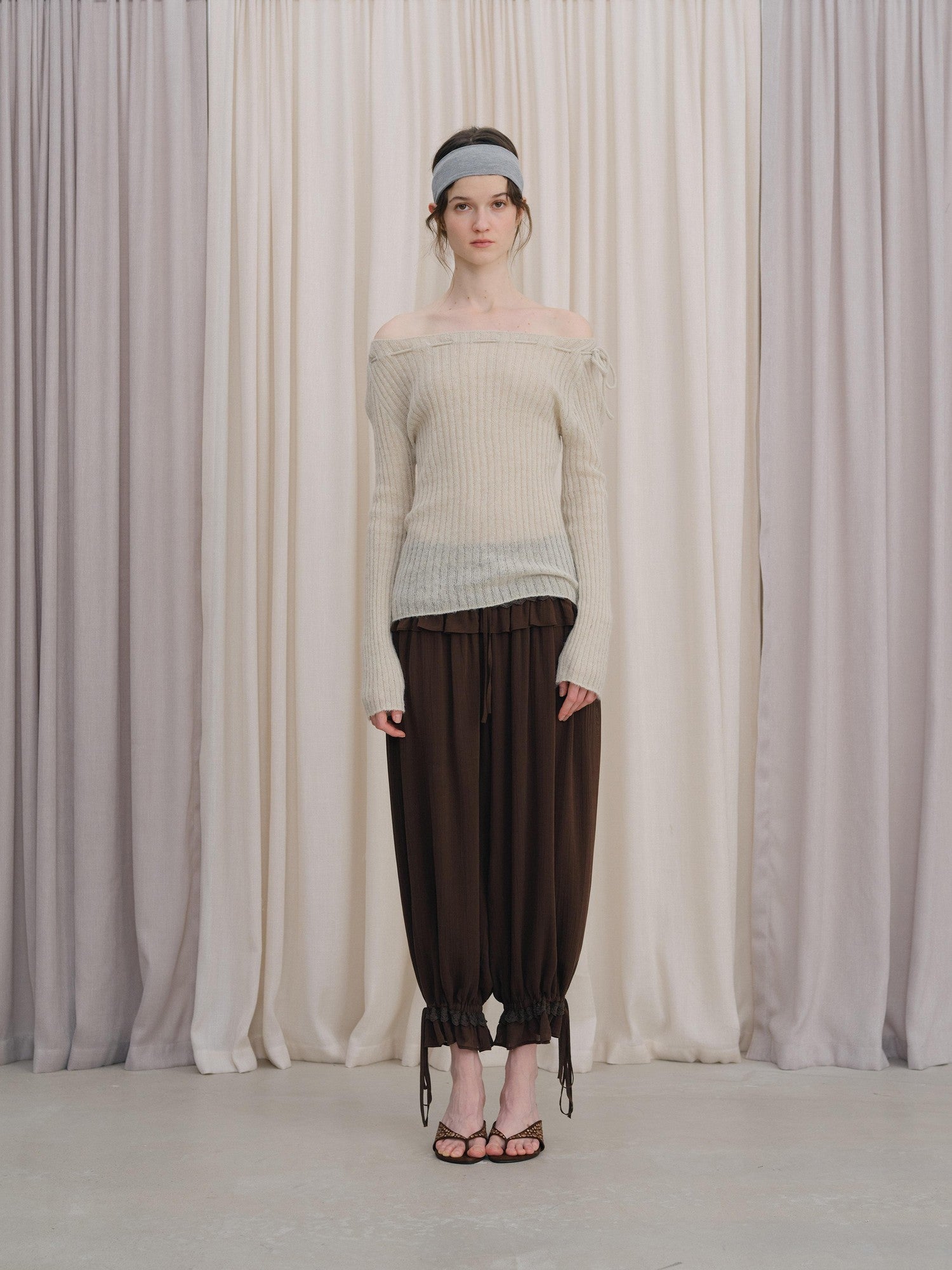 DKZ OFFICIAL Off Shoulder Tie Women&