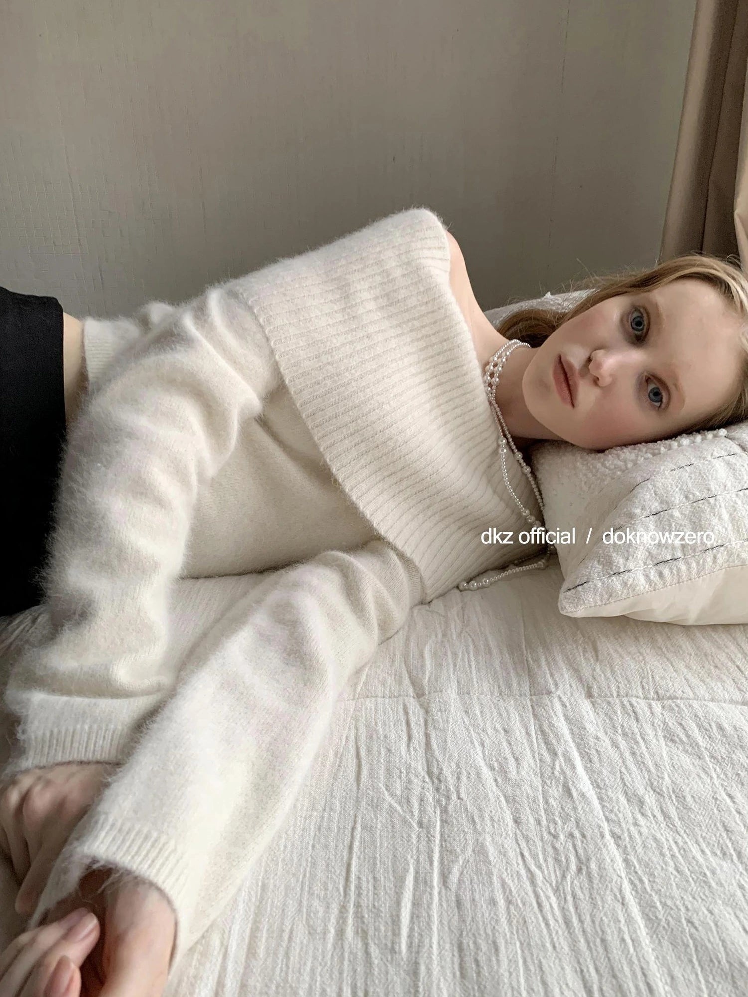DKZ OFFICIAL One Shoulder Apricot Raccoon Wool Knit Sweater