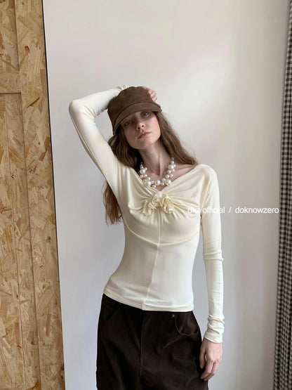 DKZ OFFICIAL One Shoulder Long Sleeve Top with Ruffle Flower Design