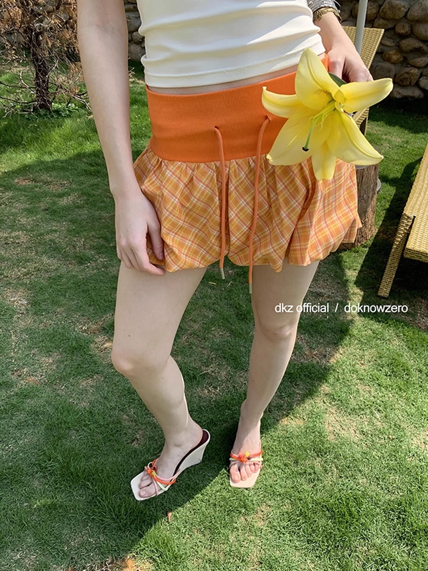 DKZ_OFFICIAL_Orange_Plaid_Drawstring_Mini_Skirt_MISSTT