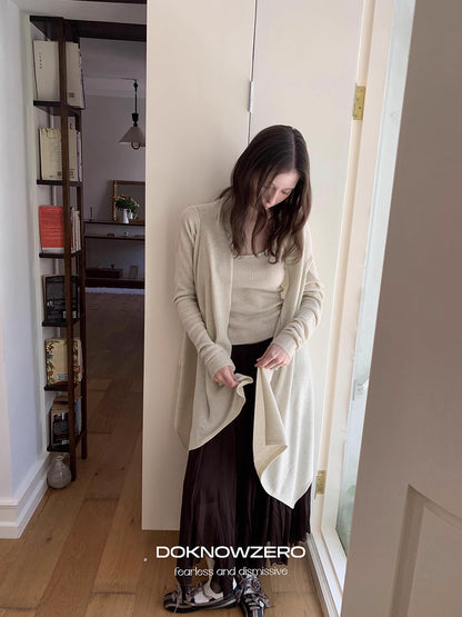 DKZ_OFFICIAL_Oversized_Asymmetrical_Knit_Cardigan_In_Cream_And_Black_MISSTT