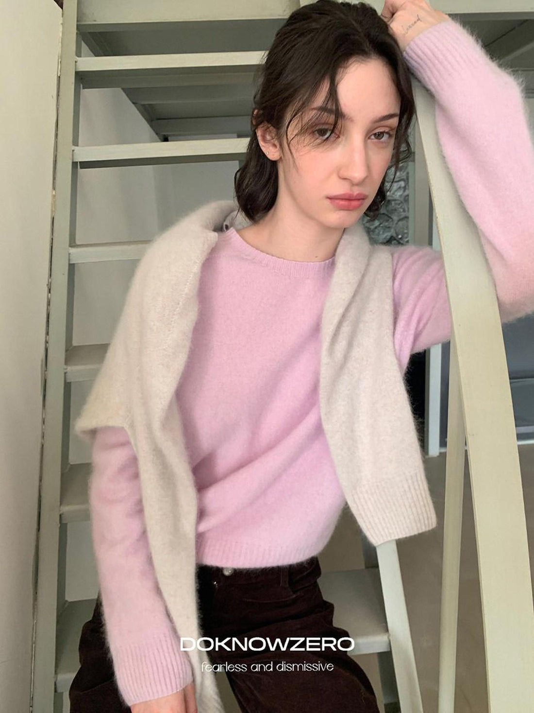 DKZ OFFICIAL Pastel Soft Knit Crew Neck Women&