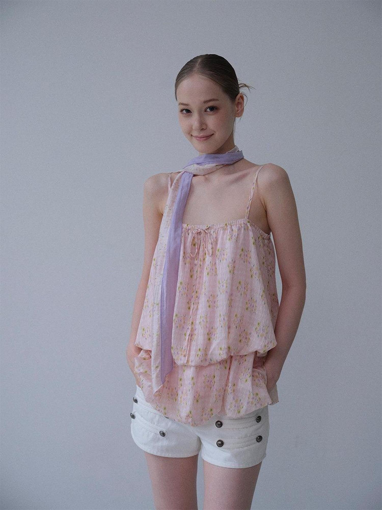 DKZ OFFICIAL Pink Floral Printed Bubble Hem Cropped With Scarf Women&