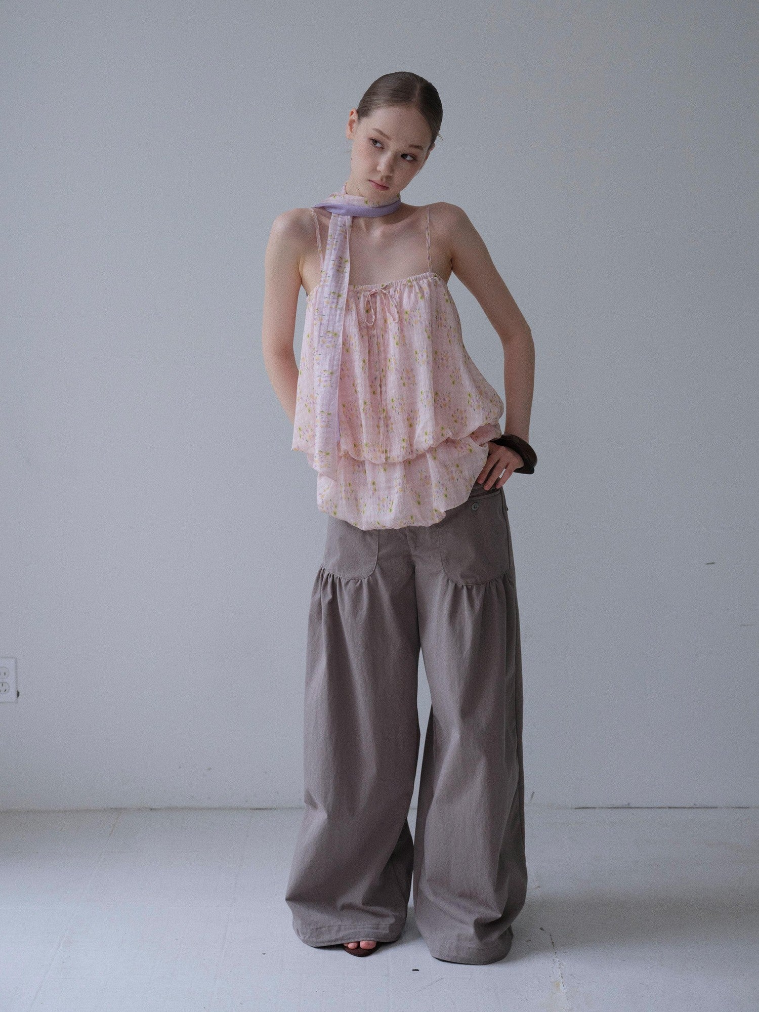 DKZ OFFICIAL Pink Floral Printed Bubble Hem Cropped With Scarf Women&