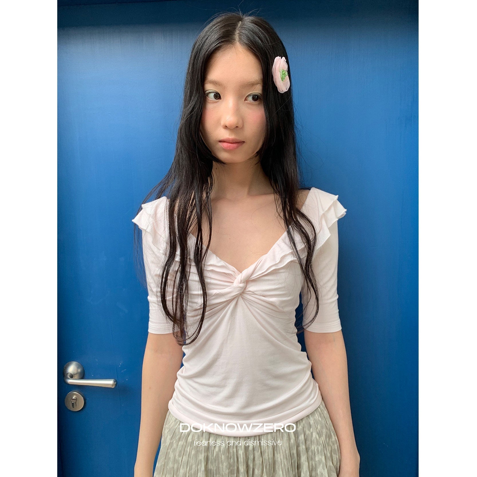 DKZ_OFFICIAL_Pink_Twist_Knot_Ruffle_V-neck_Slim_Women&