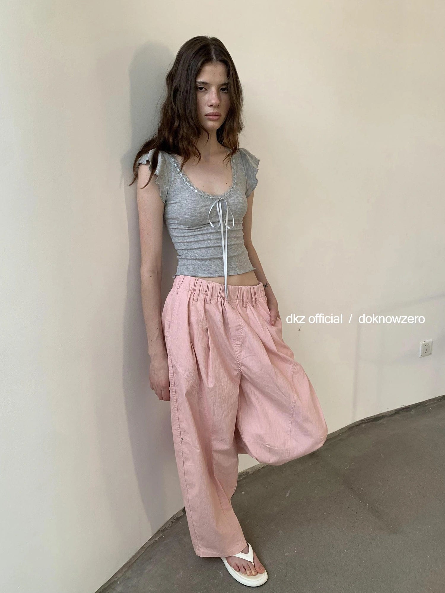 DKZ OFFICIAL Pink Wide Leg Trousers With 3D Tailoring