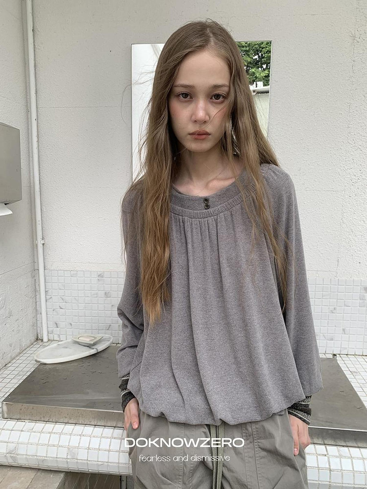 DKZ OFFICIAL Pleated Fleece Feel Round Neck Women&