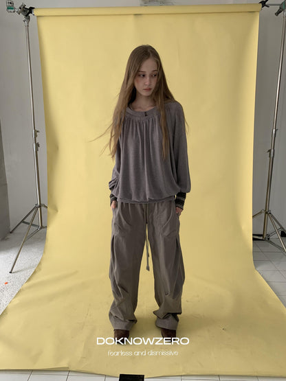 DKZ OFFICIAL Pleated Fleece Feel Round Neck Women&