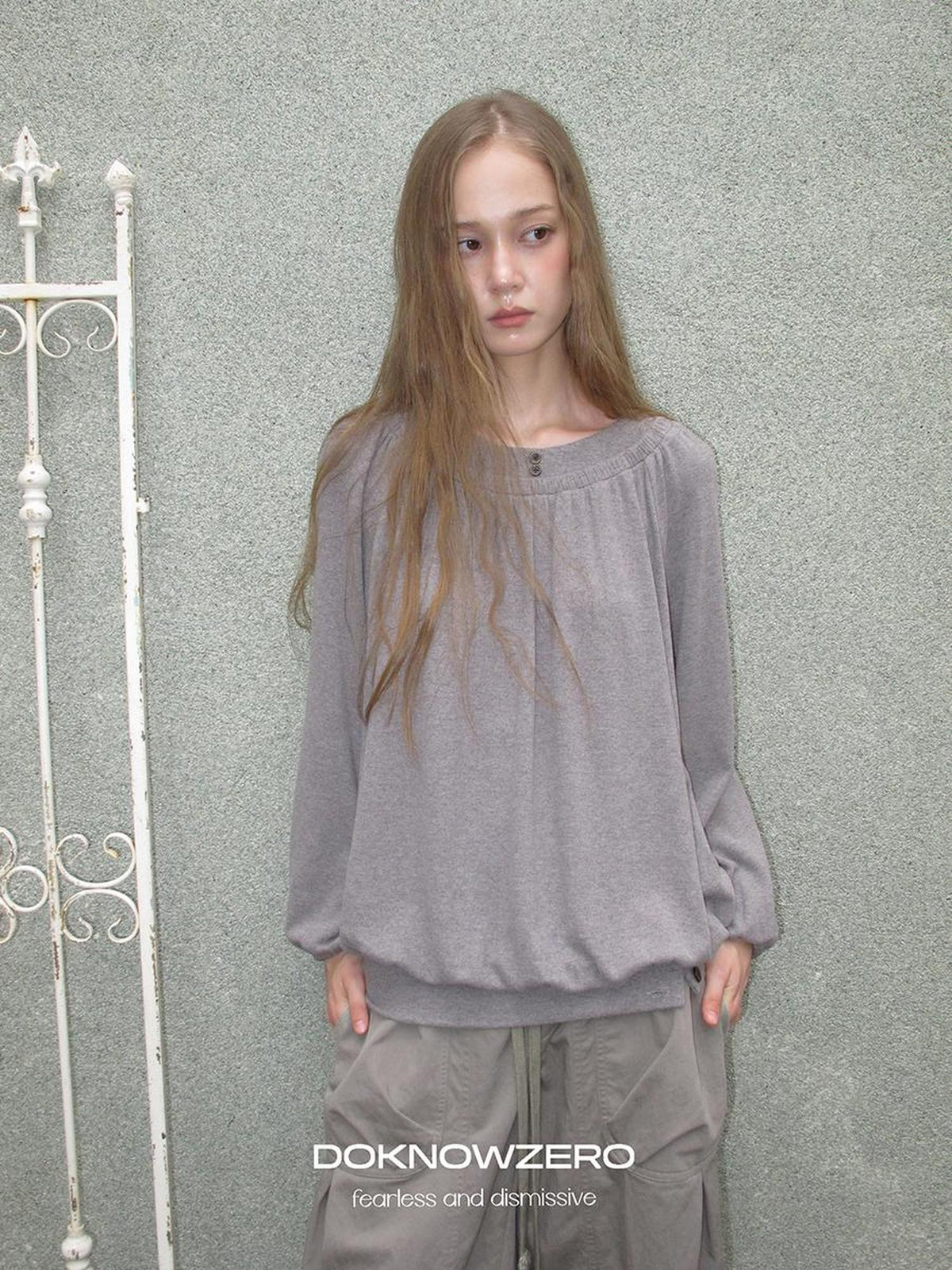DKZ OFFICIAL Pleated Fleece Feel Round Neck Women&