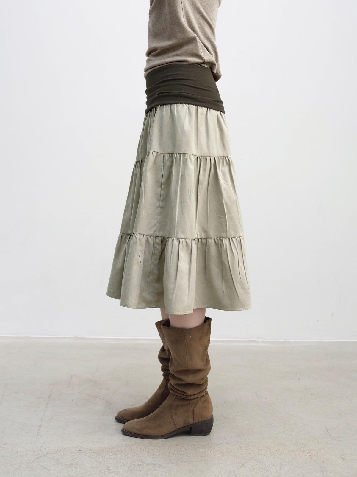 DKZ OFFICIAL Pleated Fold Over Waist Spliced Faux Fur Layered Cake Women&