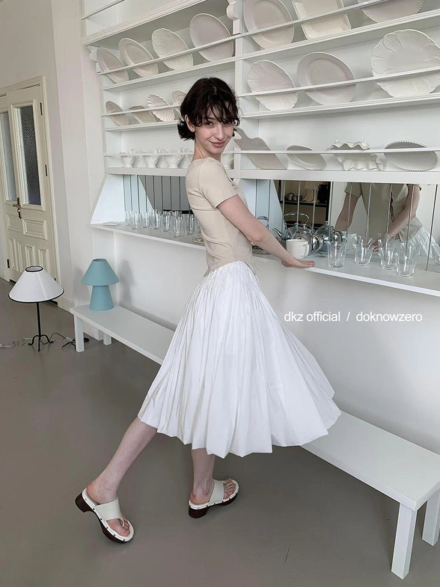 DKZ OFFICIAL Pleated Midi Skirt With Shirred Waist