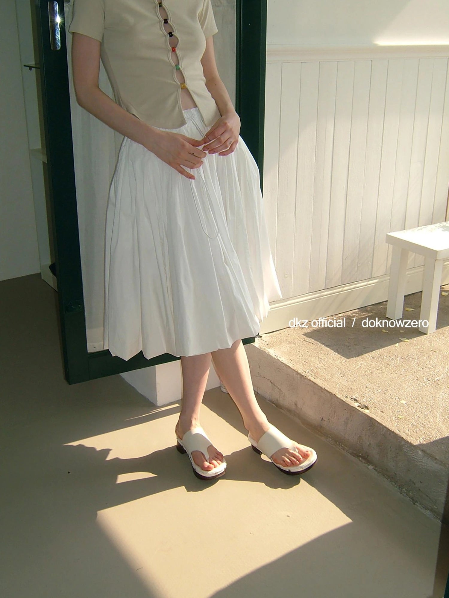 DKZ OFFICIAL Pleated Midi Skirt With Shirred Waist