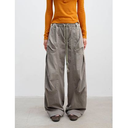 DKZ_OFFICIAL_Pleated_Paneled_Curved_Loose_Fit_Women&