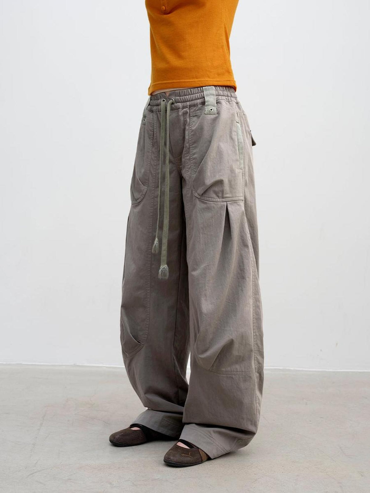 DKZ OFFICIAL Pleated Paneled Curved Loose Fit Women&