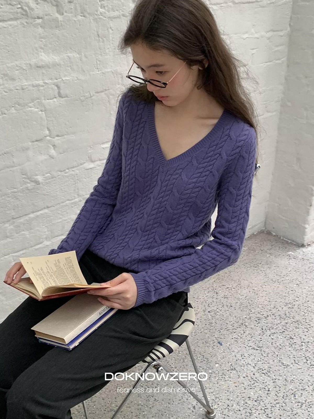 DKZ OFFICIAL Purple Cable Knit V-neck Women&