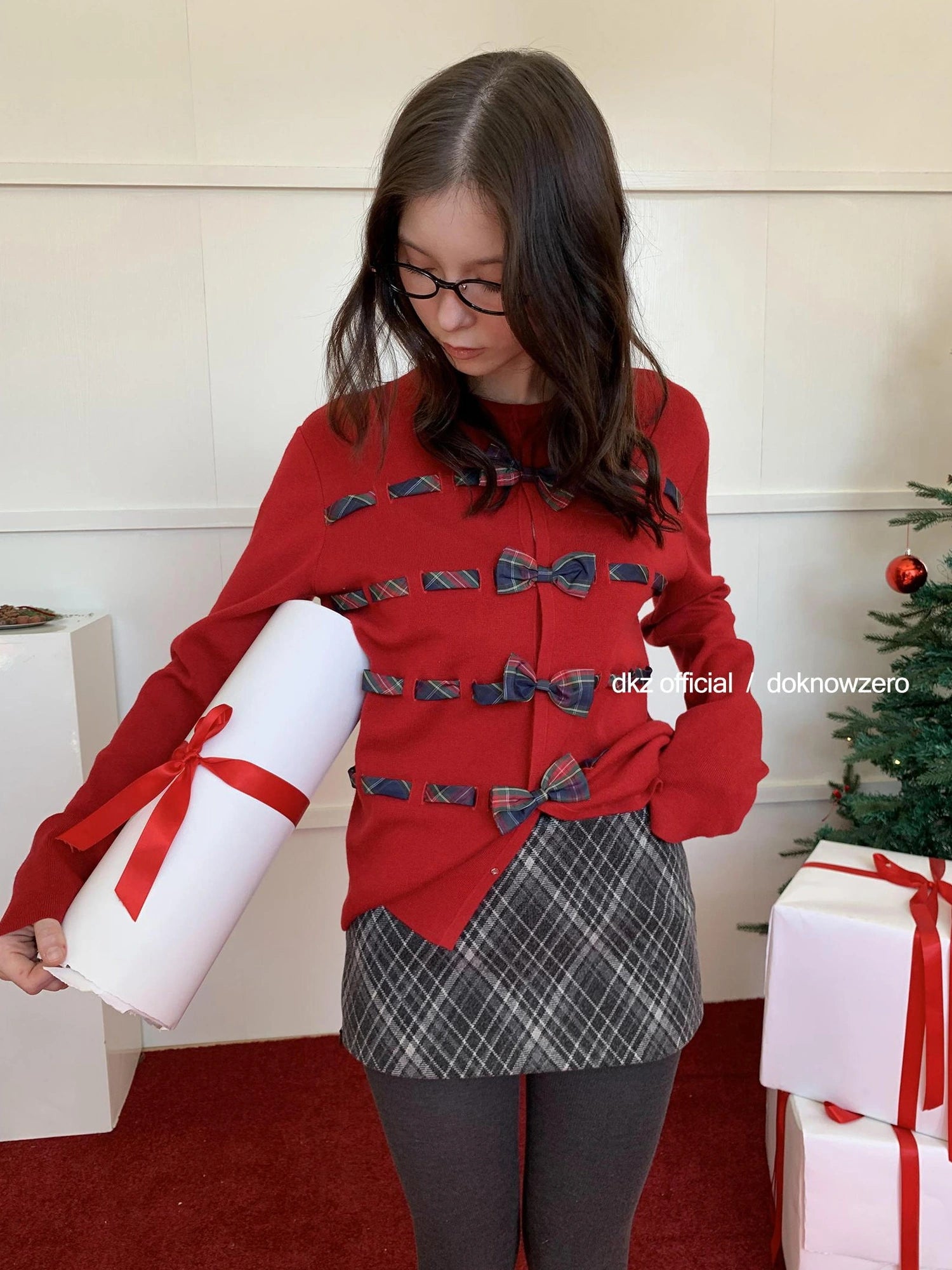 DKZ OFFICIAL Red Bow Tie Front Knit Cardigan