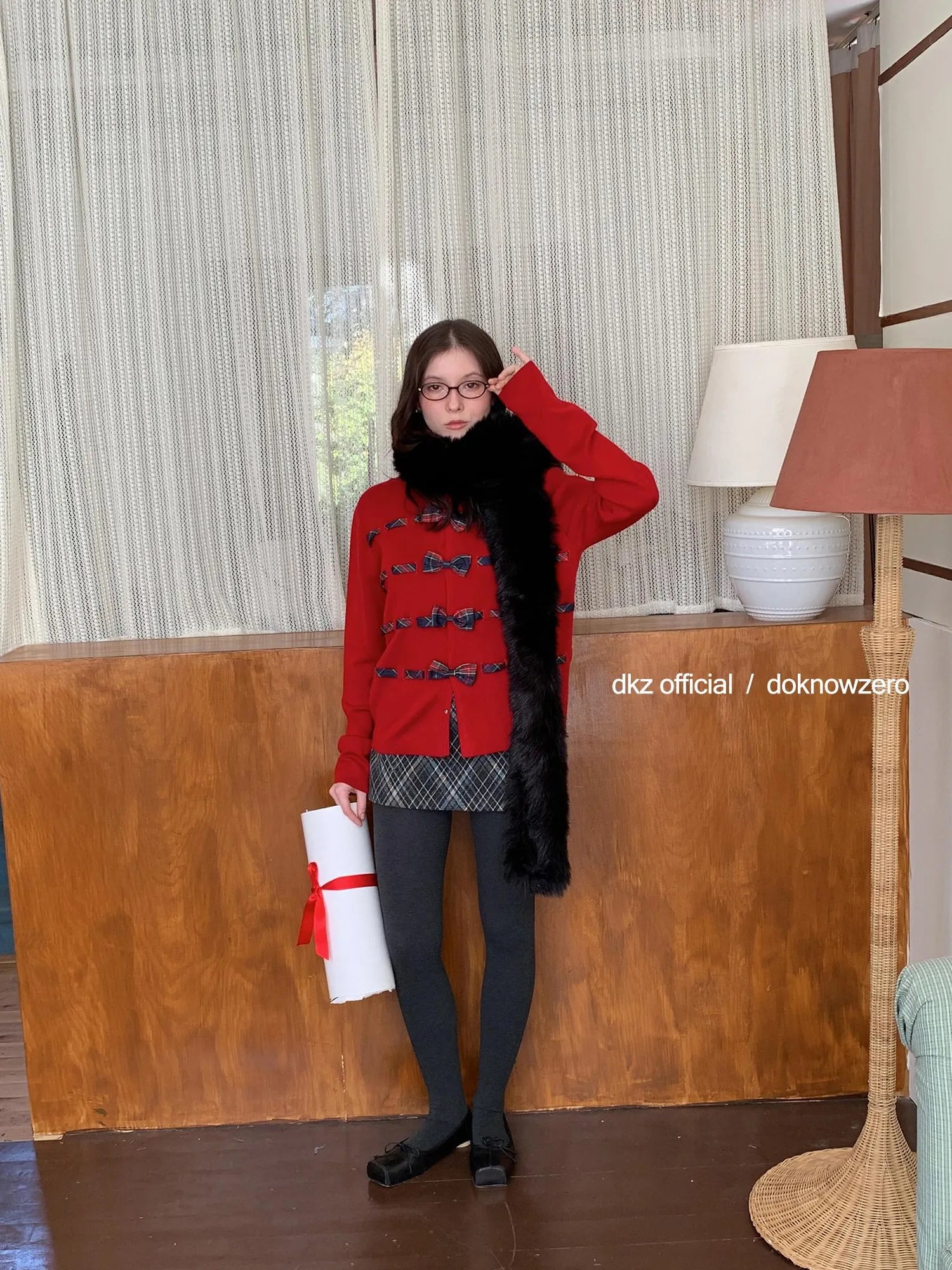 DKZ OFFICIAL Red Bow Tie Front Knit Cardigan