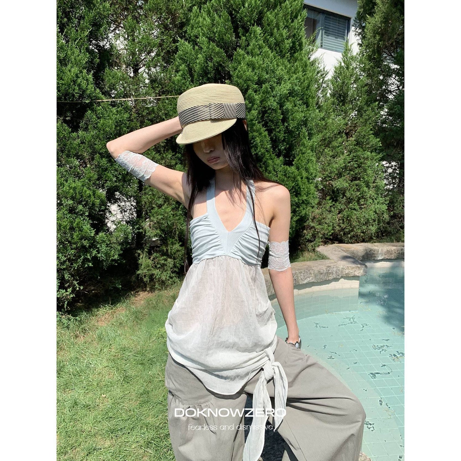 DKZ_OFFICIAL_Relaxed_Resort_Back_Braided_Ribbon_V-neck_Mesh_Women&