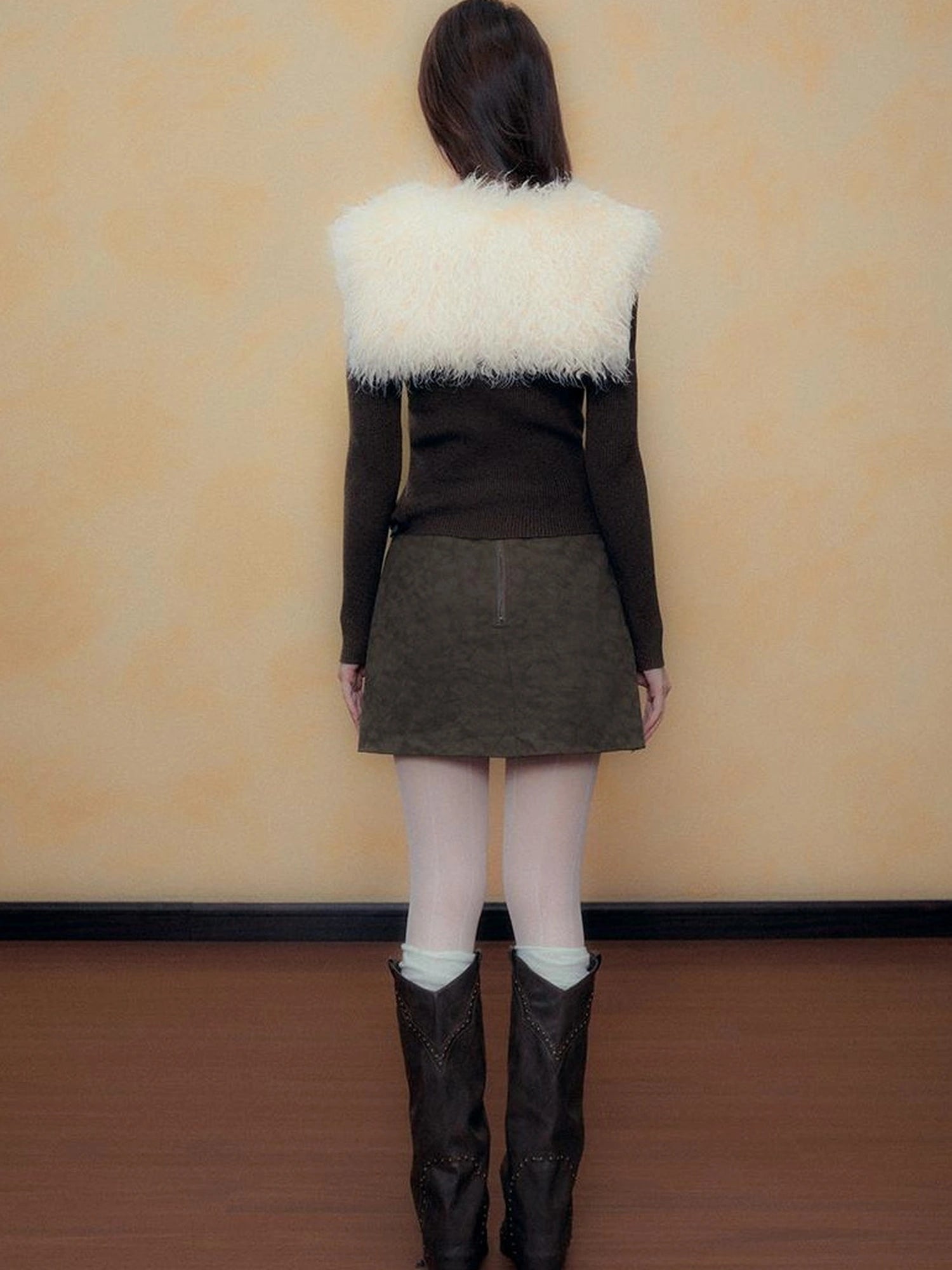 DKZ OFFICIAL Retro Brown Faux Fur Collar Knit Sweater