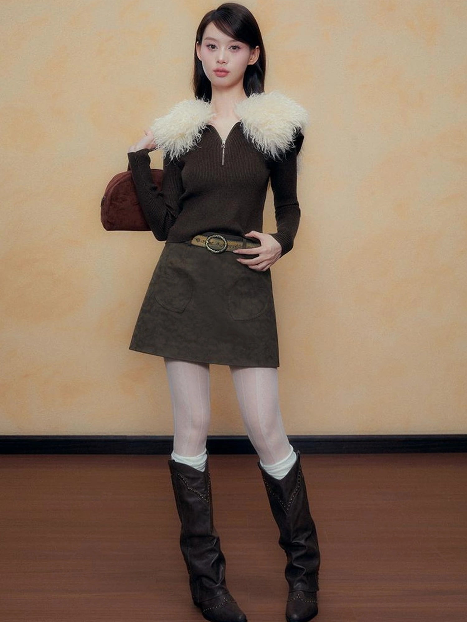 DKZ OFFICIAL Retro Brown Faux Fur Collar Knit Sweater