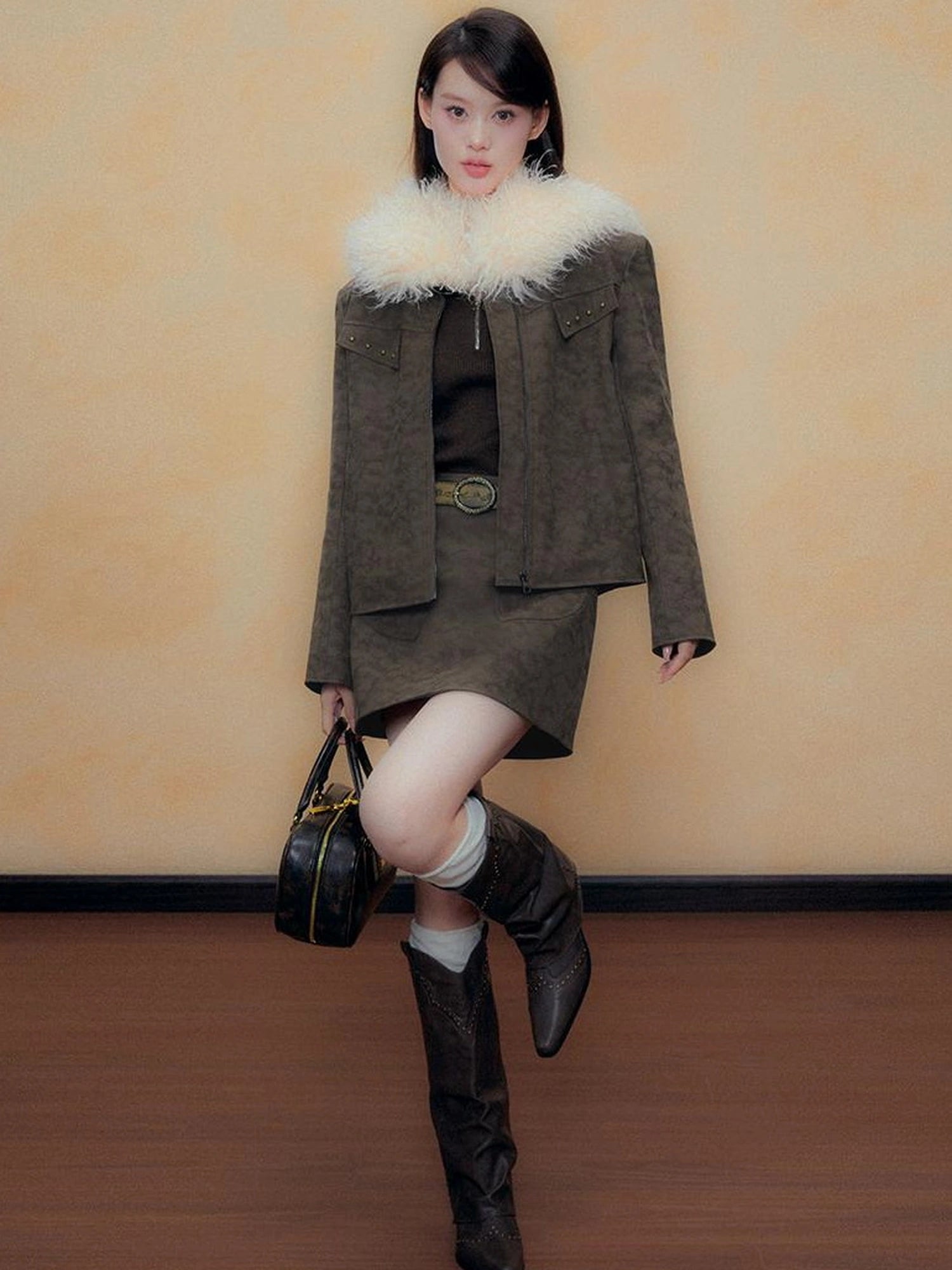 DKZ OFFICIAL Retro Brown Faux Fur Collar Knit Sweater