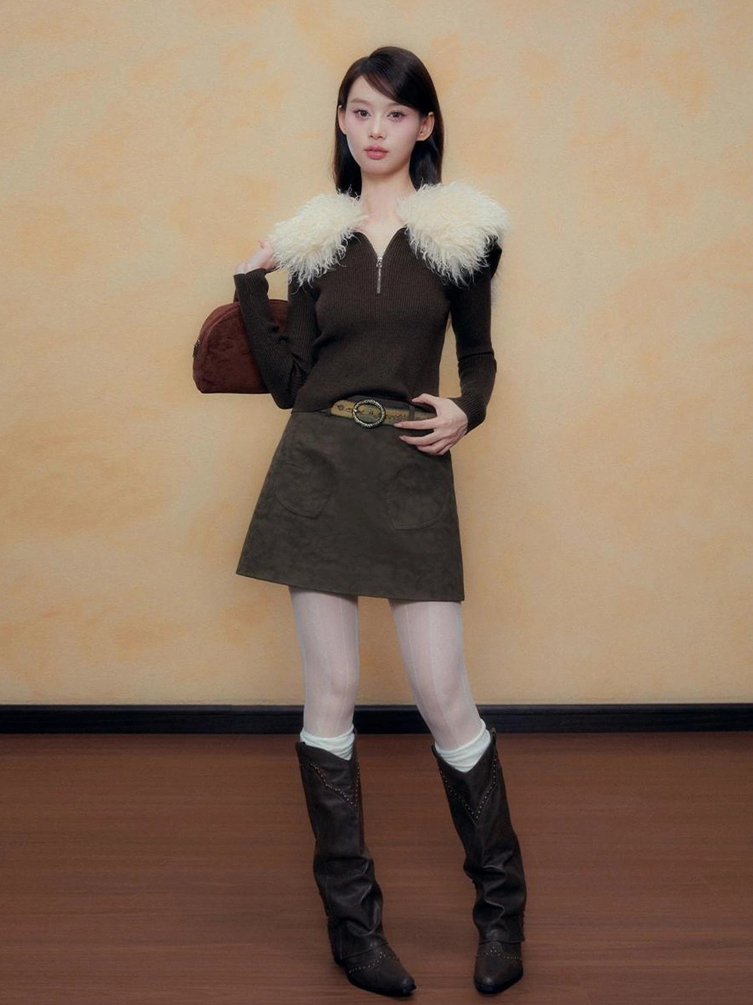 DKZ OFFICIAL Retro Brown Faux Fur Collar Knit Sweater