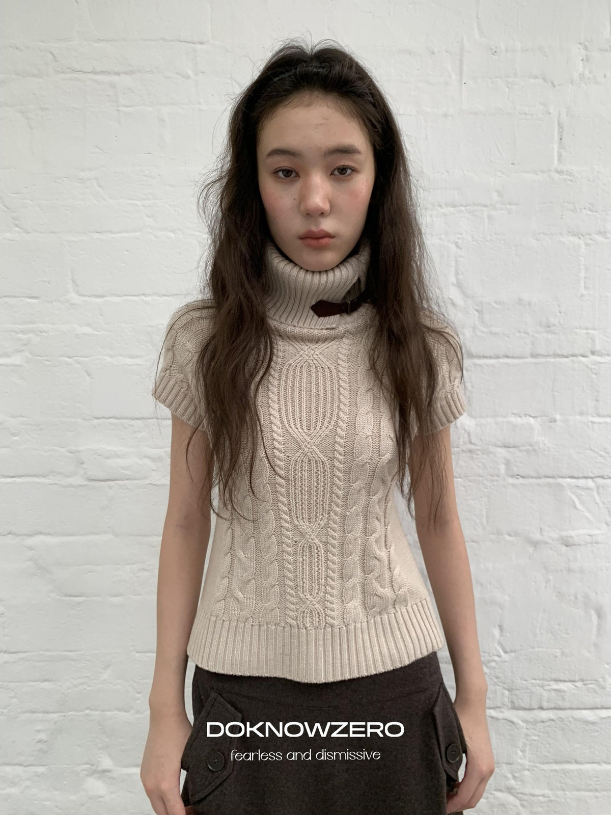 DKZ OFFICIAL Retro Cable Knit High Neck Short Sleeve Women&