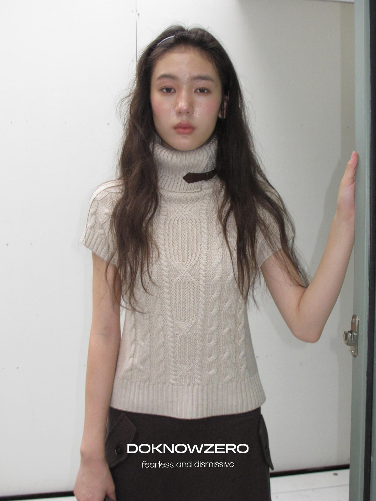 DKZ OFFICIAL Retro Cable Knit High Neck Short Sleeve Women&