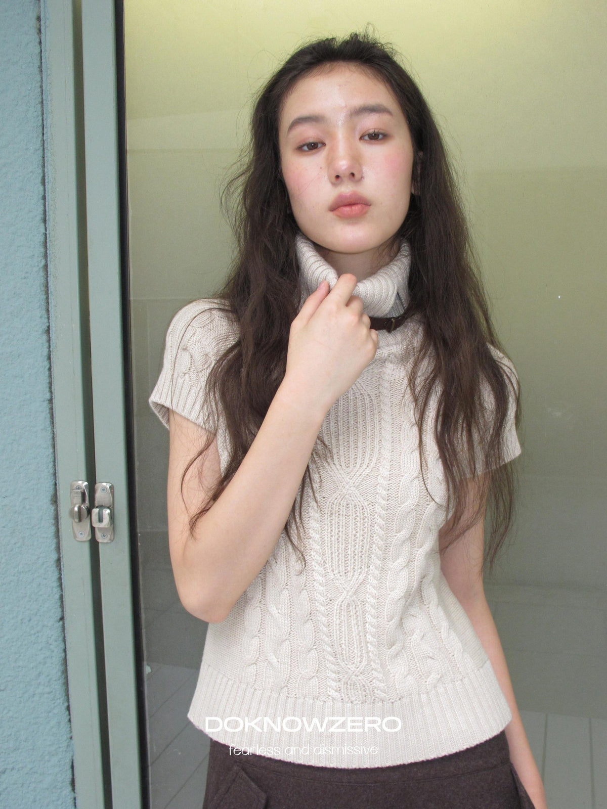 DKZ OFFICIAL Retro Cable Knit High Neck Short Sleeve Women&