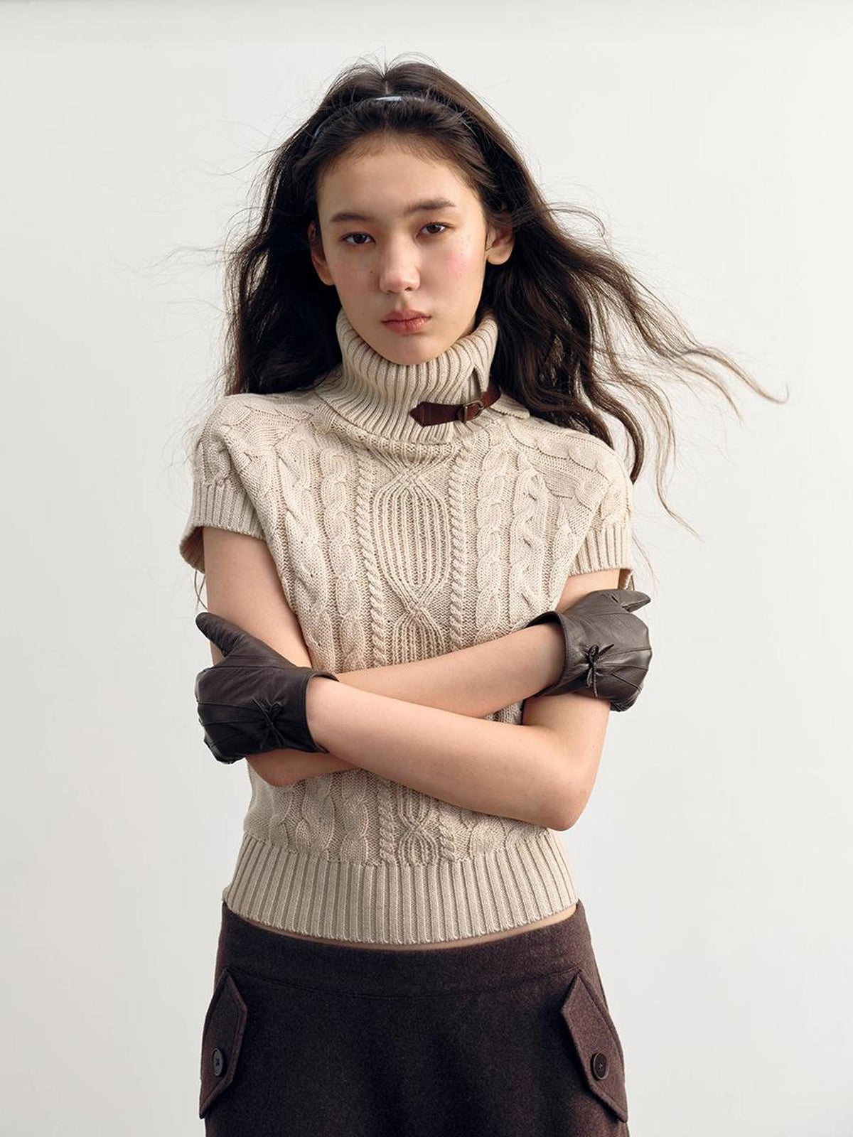 DKZ OFFICIAL Retro Cable Knit High Neck Short Sleeve Women&