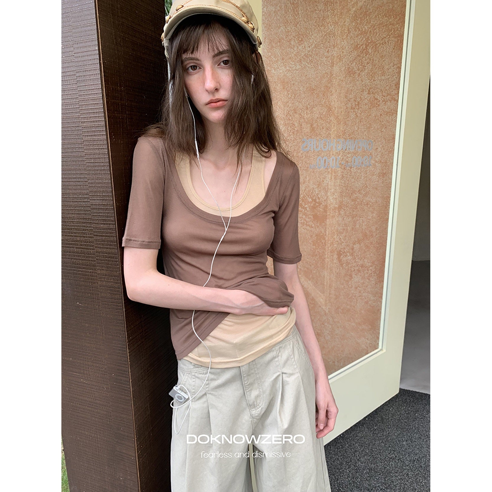 DKZ_OFFICIAL_Retro_Colorblock_U_Neck_Women&