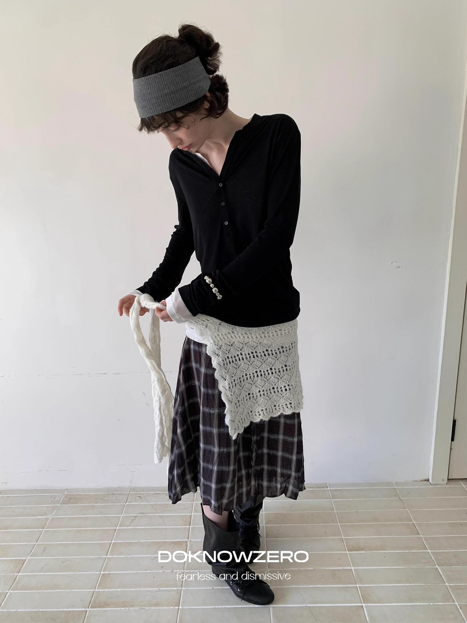 DKZ_OFFICIAL_Retro_Crochet_Layered_Knit_Waist_Frill_MISSTT