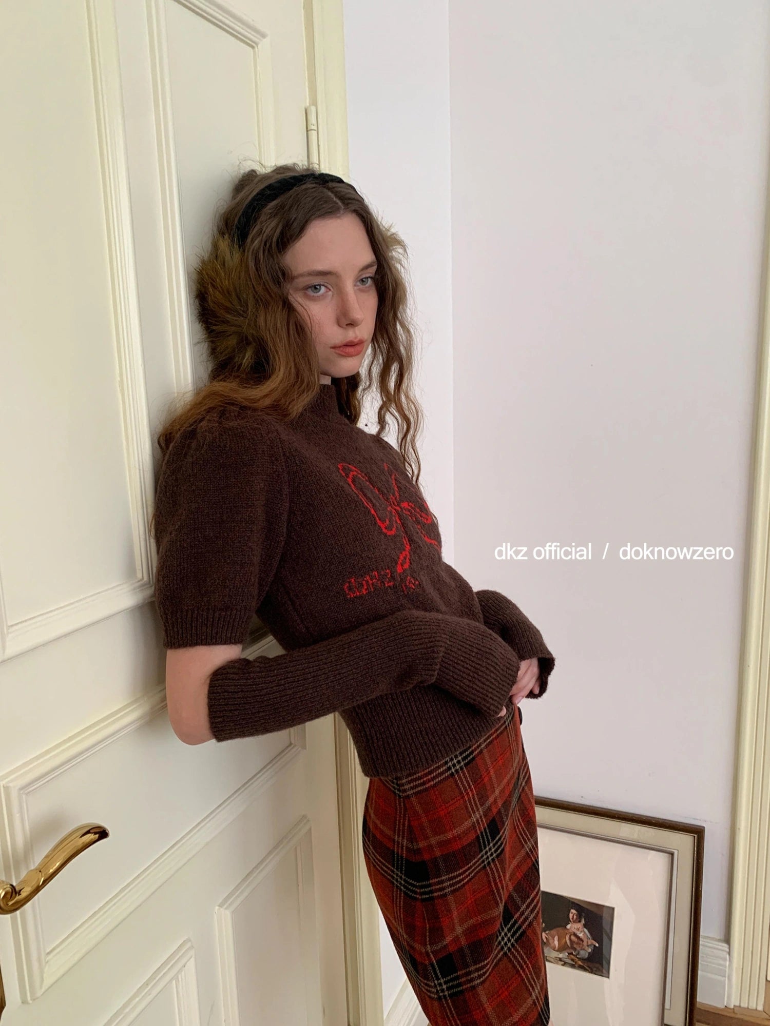 DKZ OFFICIAL Retro Jacquard Knit Top With Detachable Bow Sleeves