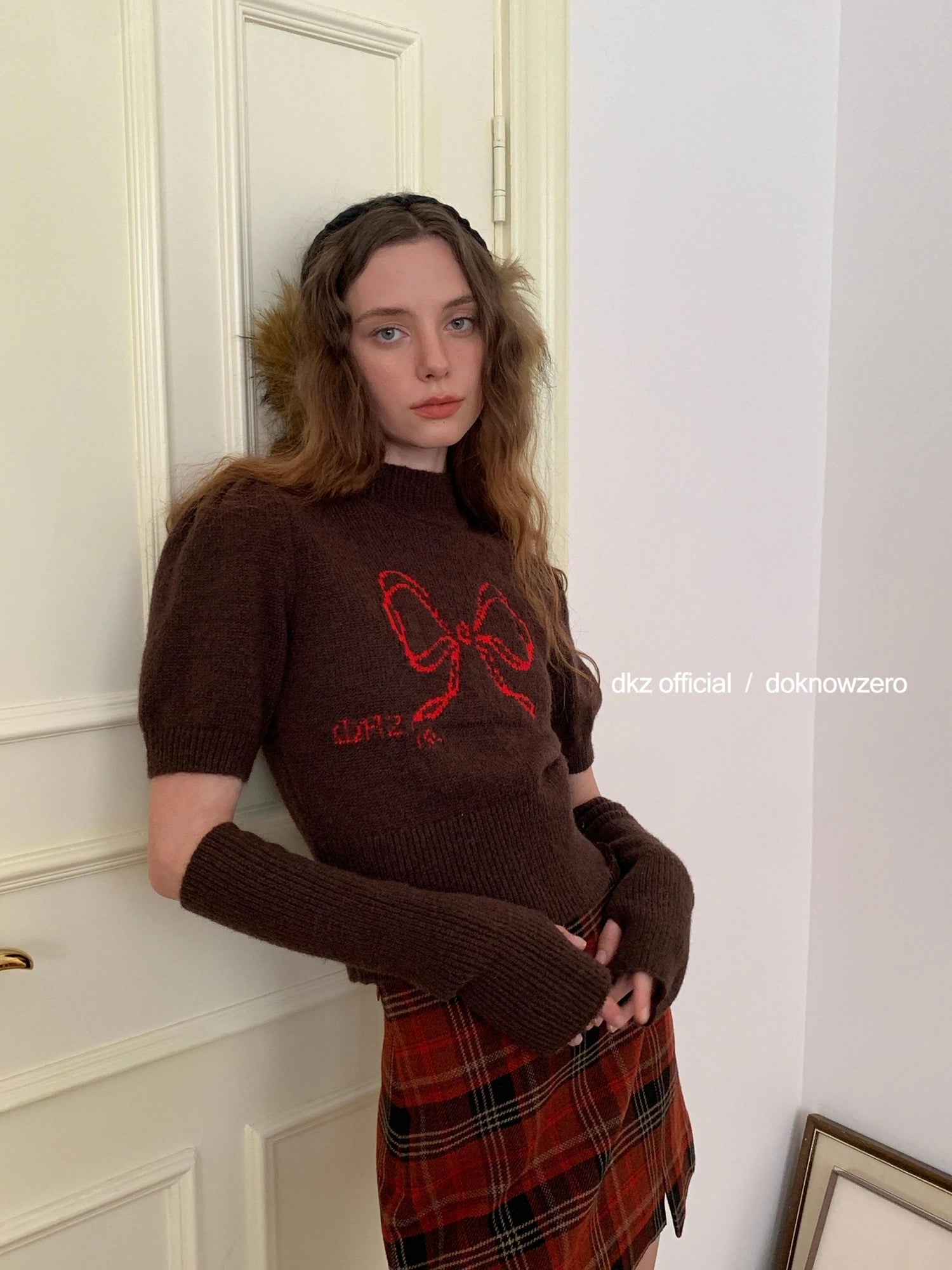 DKZ OFFICIAL Retro Jacquard Knit Top With Detachable Bow Sleeves