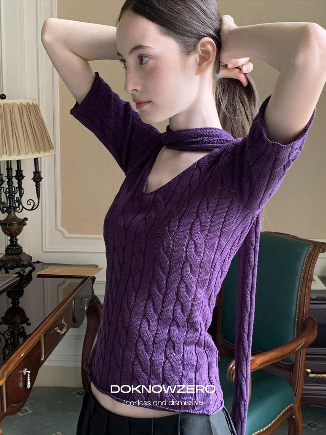 DKZ OFFICIAL Retro Knit V-neck With Scarf Women&