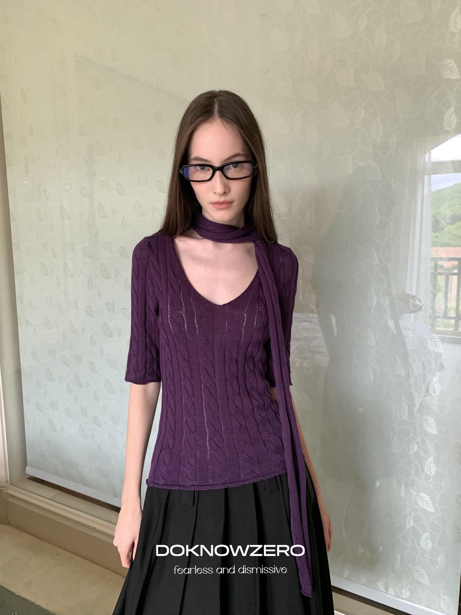 DKZ OFFICIAL Retro Knit V-neck With Scarf Women&