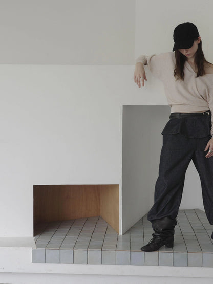 DKZ OFFICIAL Ruffle Waist Curved Hem Jeans