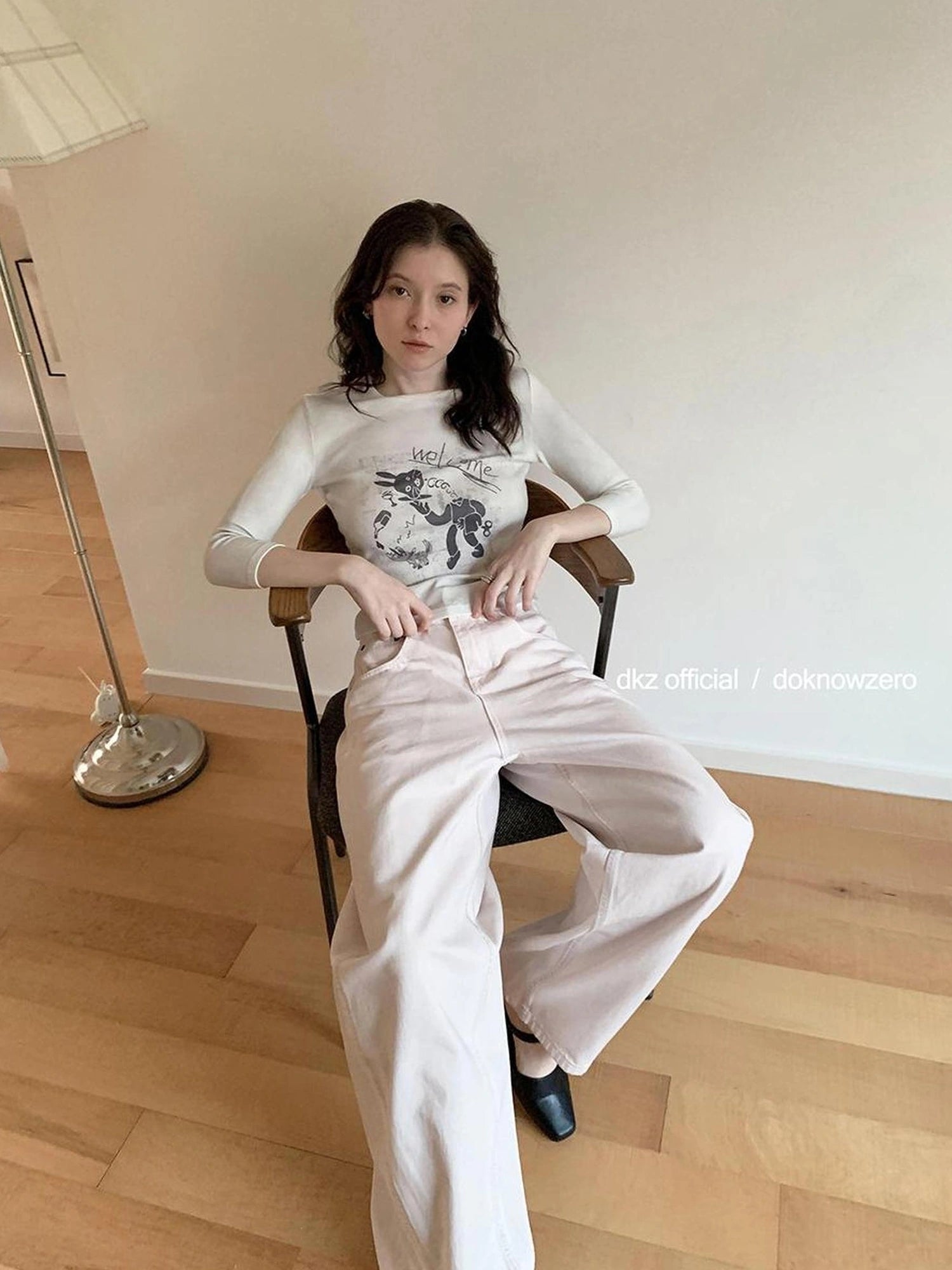 DKZ OFFICIAL Seven Sleeve T-shirt With Playful Bunny Print