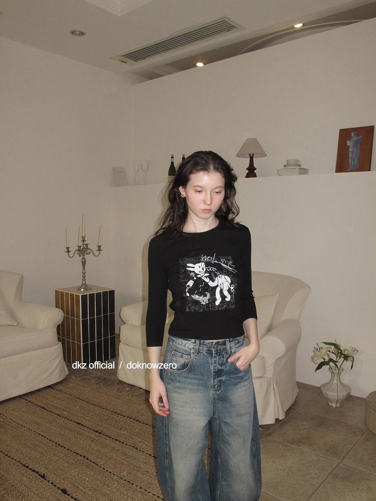 DKZ OFFICIAL Seven Sleeve T-shirt With Playful Bunny Print
