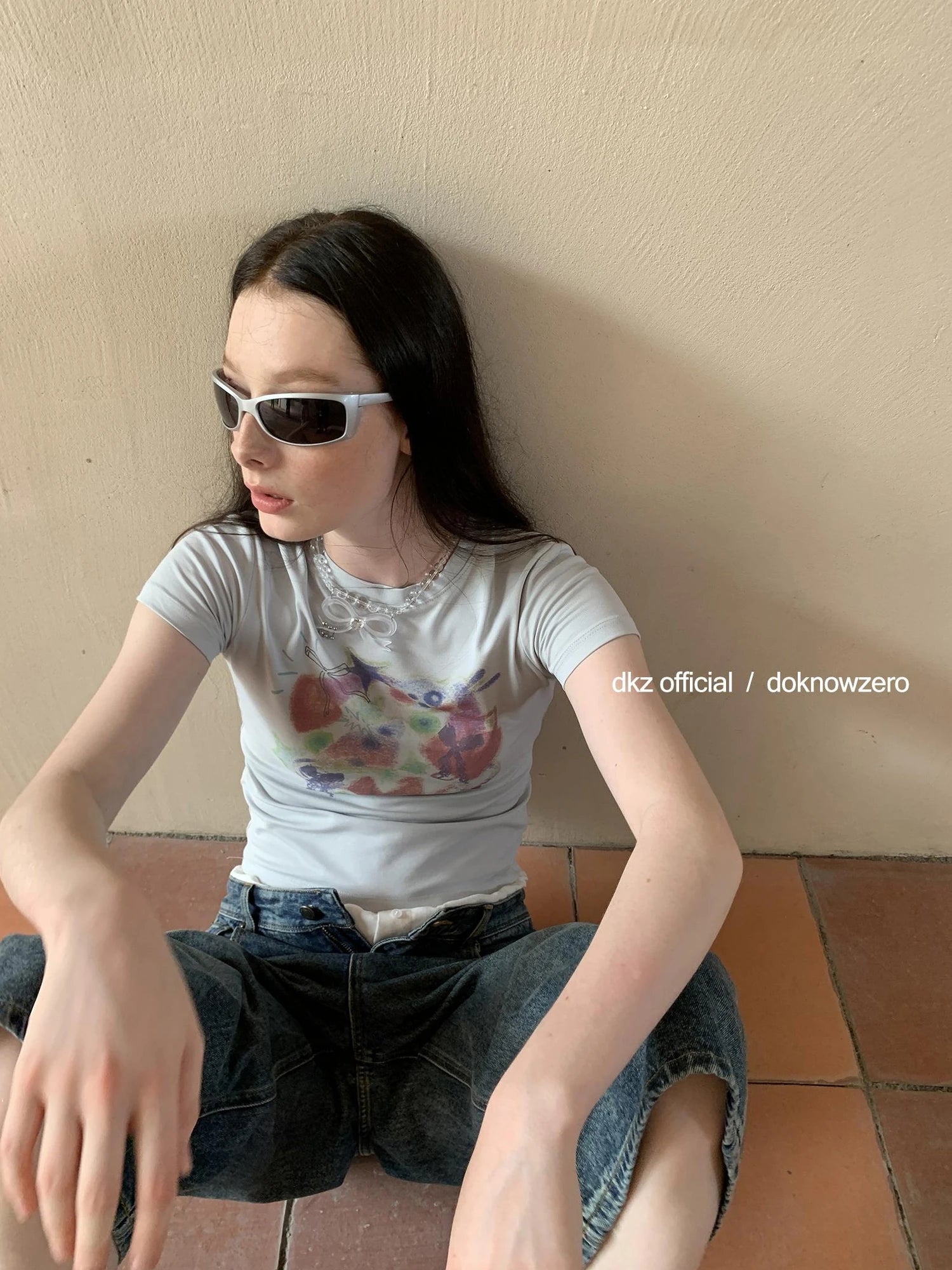 DKZ OFFICIAL Short Sleeve T-shirt With Colorful Butterfly Print