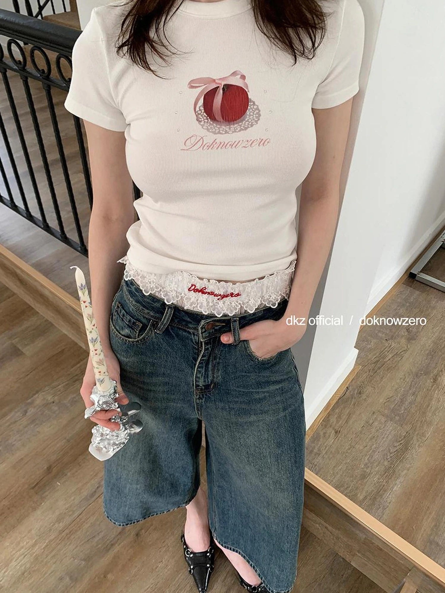 DKZ OFFICIAL Short Sleeve Top With Tomato Studded Print