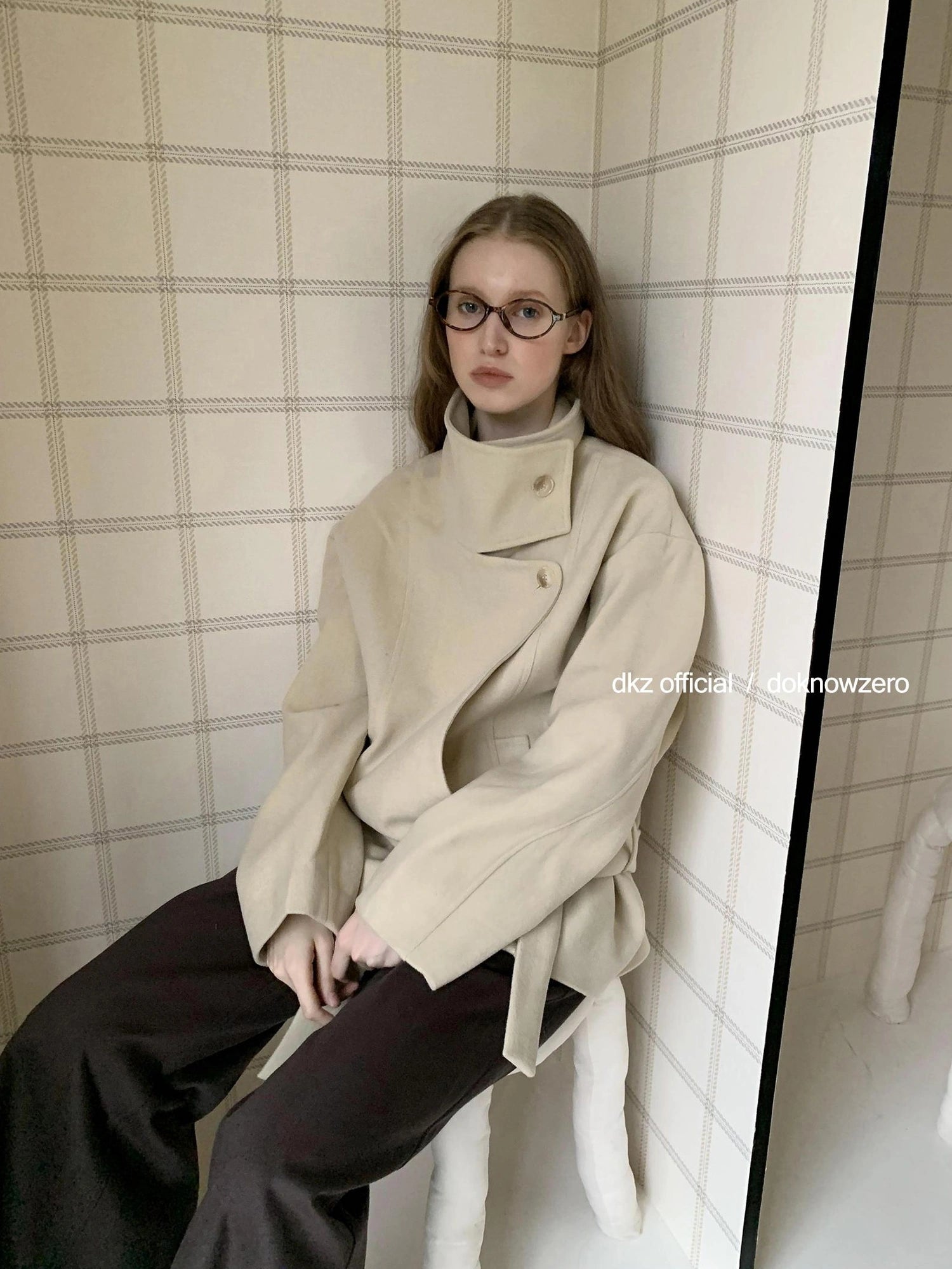 DKZ OFFICIAL Short Wool Blend Trench Coat With Stand Collar