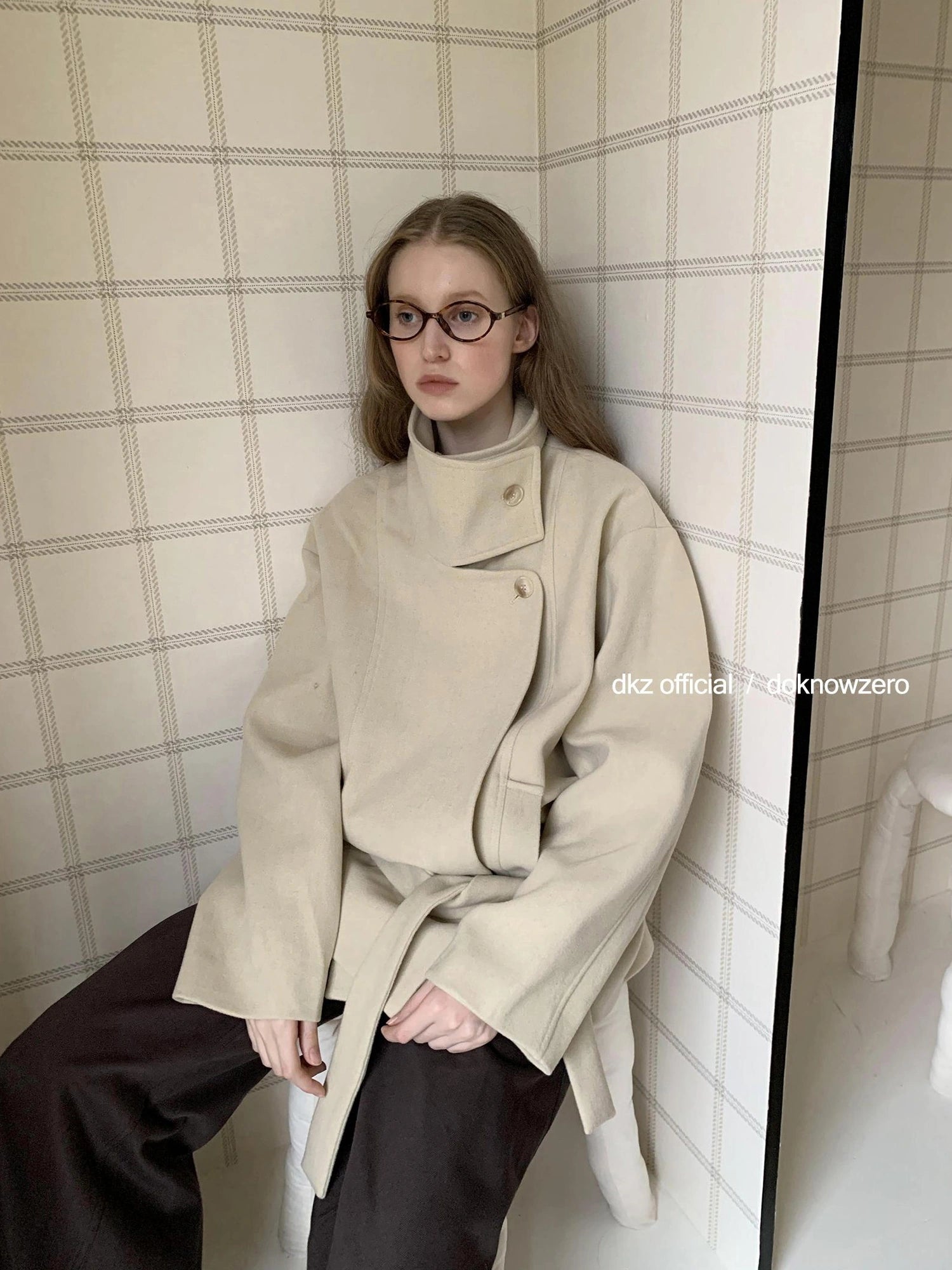 DKZ OFFICIAL Short Wool Blend Trench Coat With Stand Collar