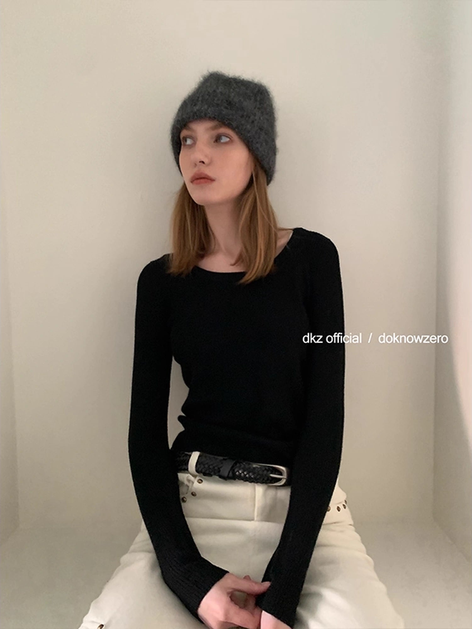 DKZ_OFFICIAL_Simple_Crewneck_Knit_Top_For_Women_MISSTT