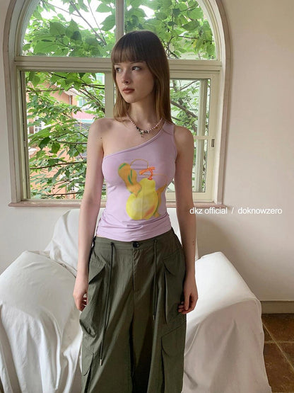DKZ OFFICIAL Sirosha Pear Slant Shoulder Fitted Vintage Print Tank Top
