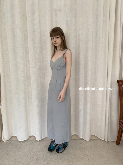 DKZ OFFICIAL Sleeveless Pleated Midi Dress