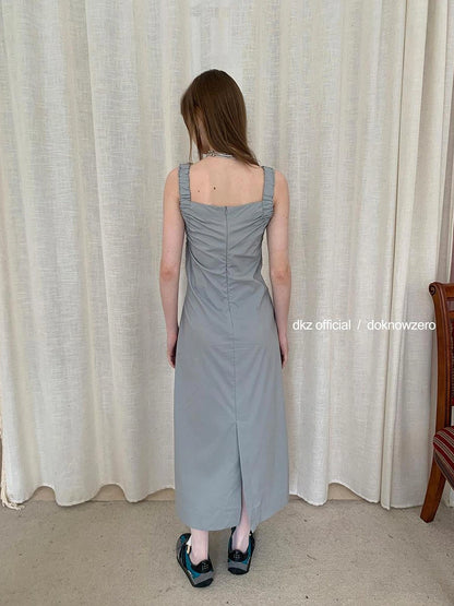 DKZ OFFICIAL Sleeveless Pleated Midi Dress
